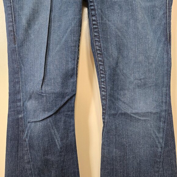 Vintage True Religion Medium Wash Flare Leg Jeans Size 29 - Picture 5 of 16